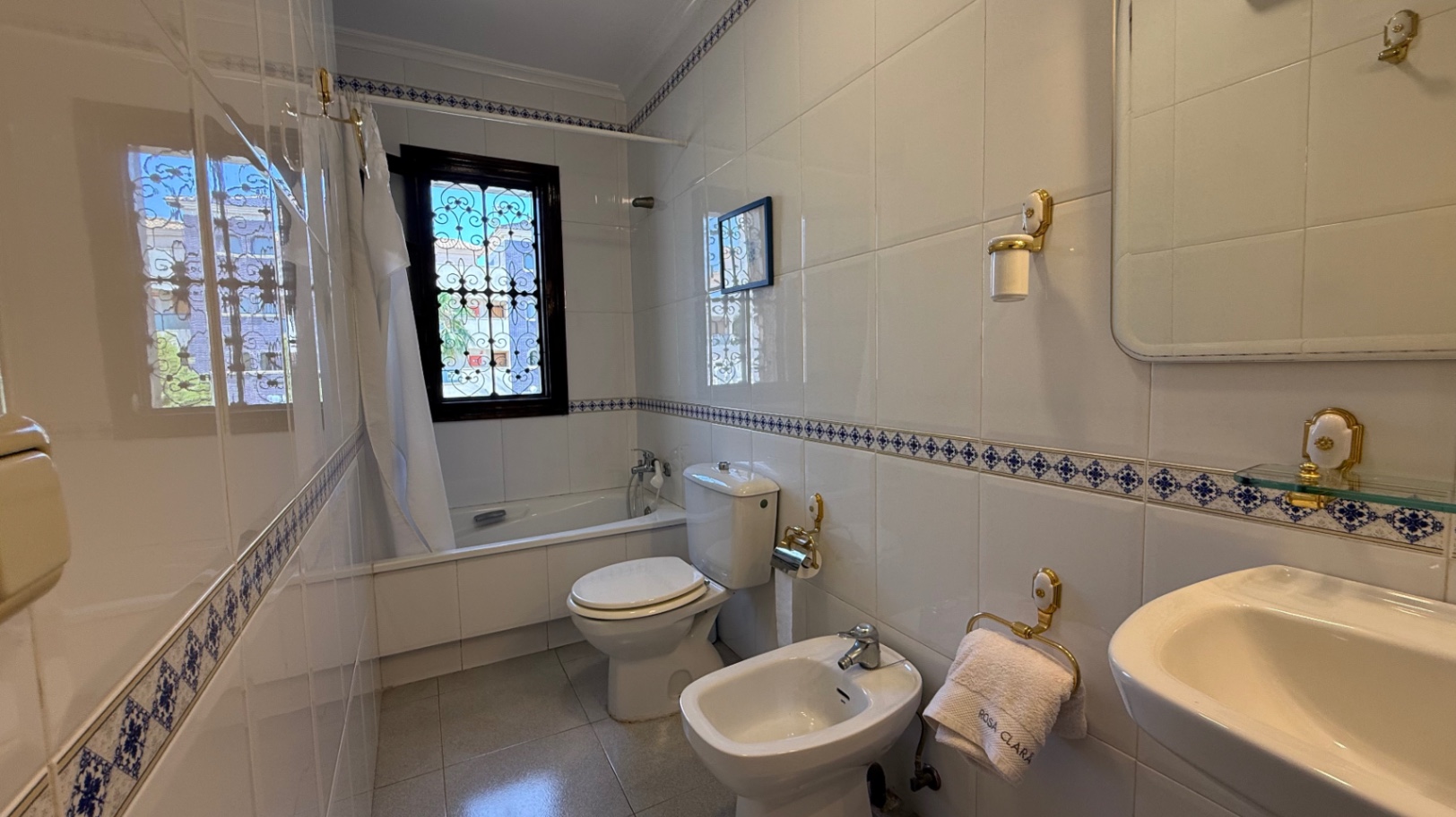 4 Bed, 2 Bath, HouseFor Sale, Orihuela, Alicante