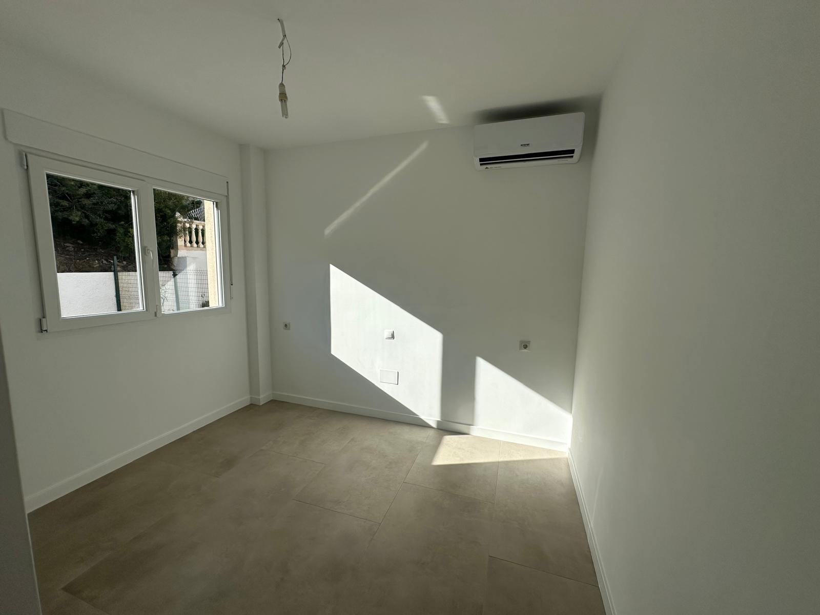 3 Bed, 2 Bath, HouseFor Sale, El Campello, Alicante