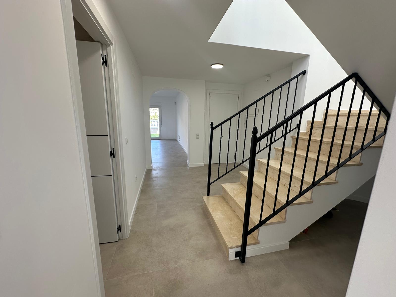 3 Bed, 2 Bath, HouseFor Sale, El Campello, Alicante