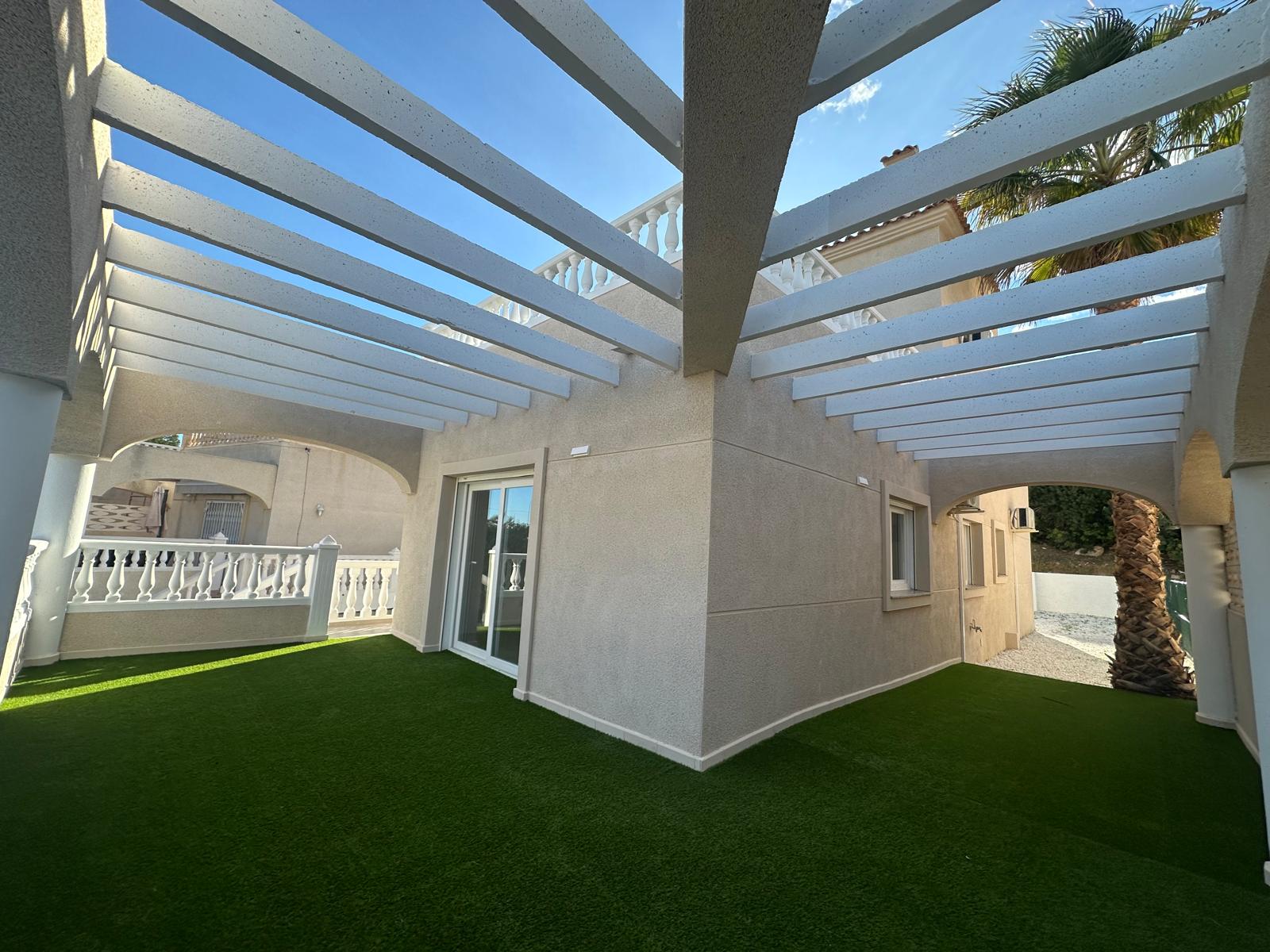 3 Bed, 2 Bath, HouseFor Sale, El Campello, Alicante