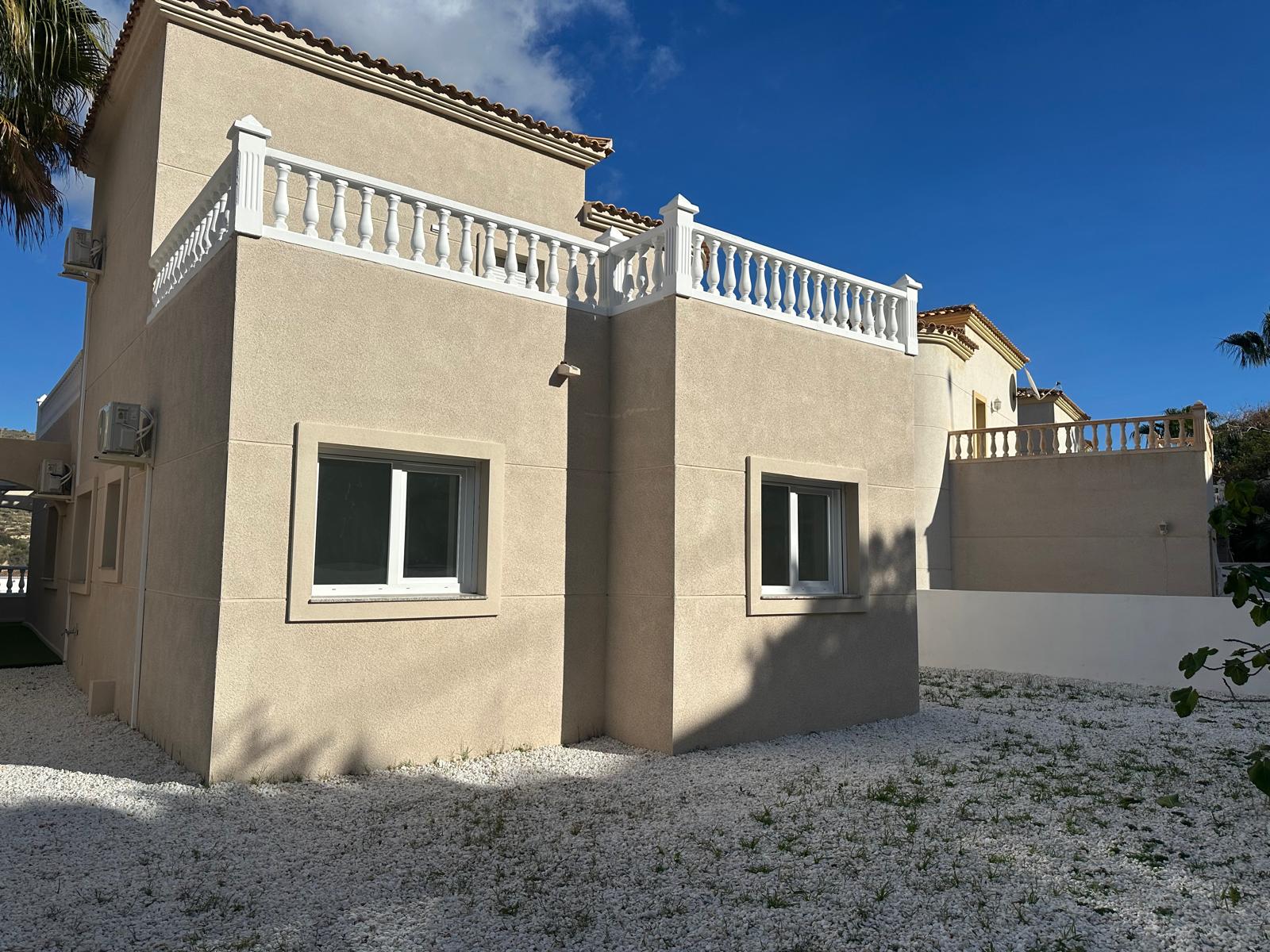 3 Bed, 2 Bath, HouseFor Sale, El Campello, Alicante