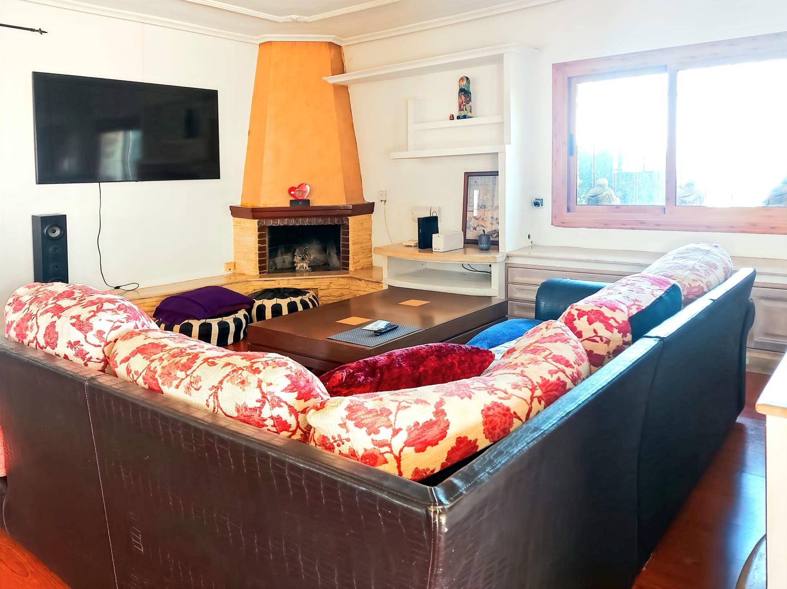 7 Bed, 3 Bath, HouseFor Sale, Torrevieja, Alicante