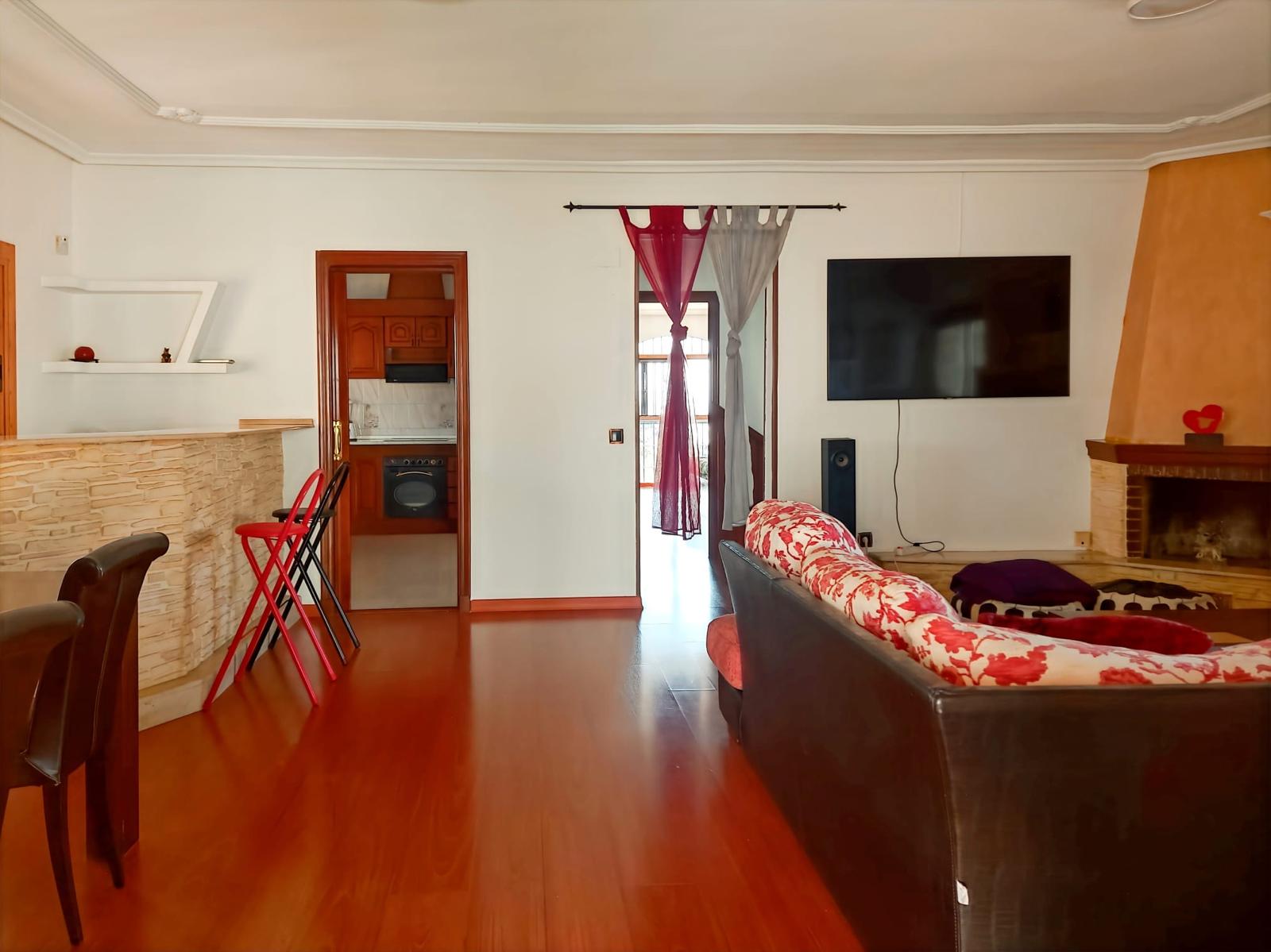 7 Bed, 3 Bath, HouseFor Sale, Torrevieja, Alicante