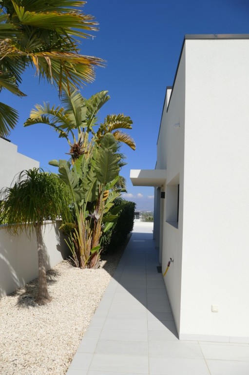 4 Bed, 2 Bath, HouseFor Sale, Benijofar, Alicante