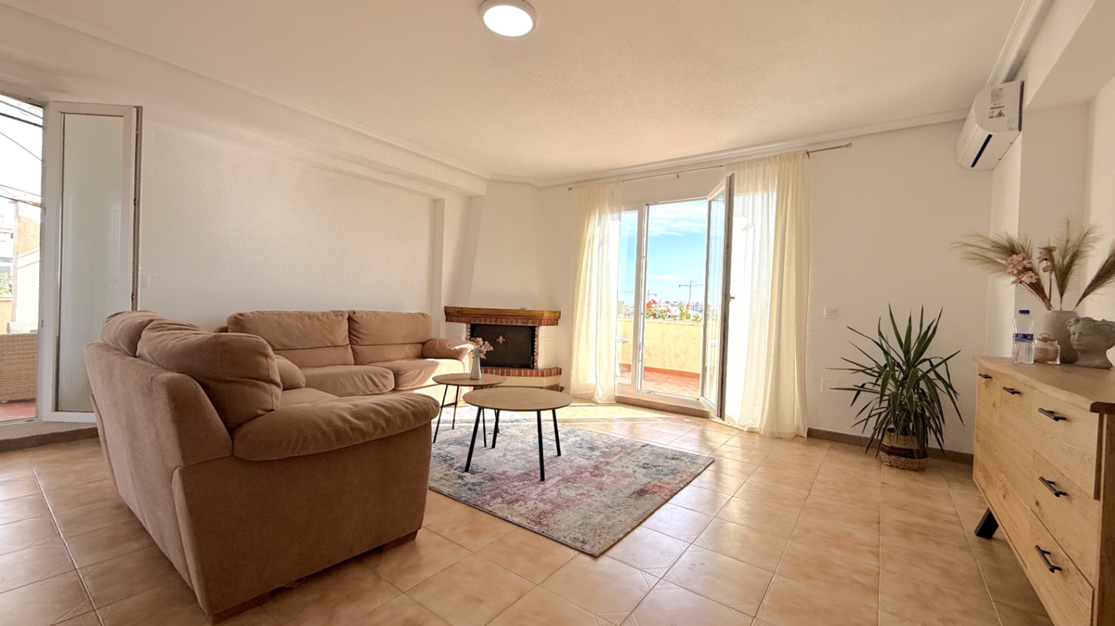 2 Bed, 2 Bath, ApartmentFor Sale, Torrevieja, Alicante