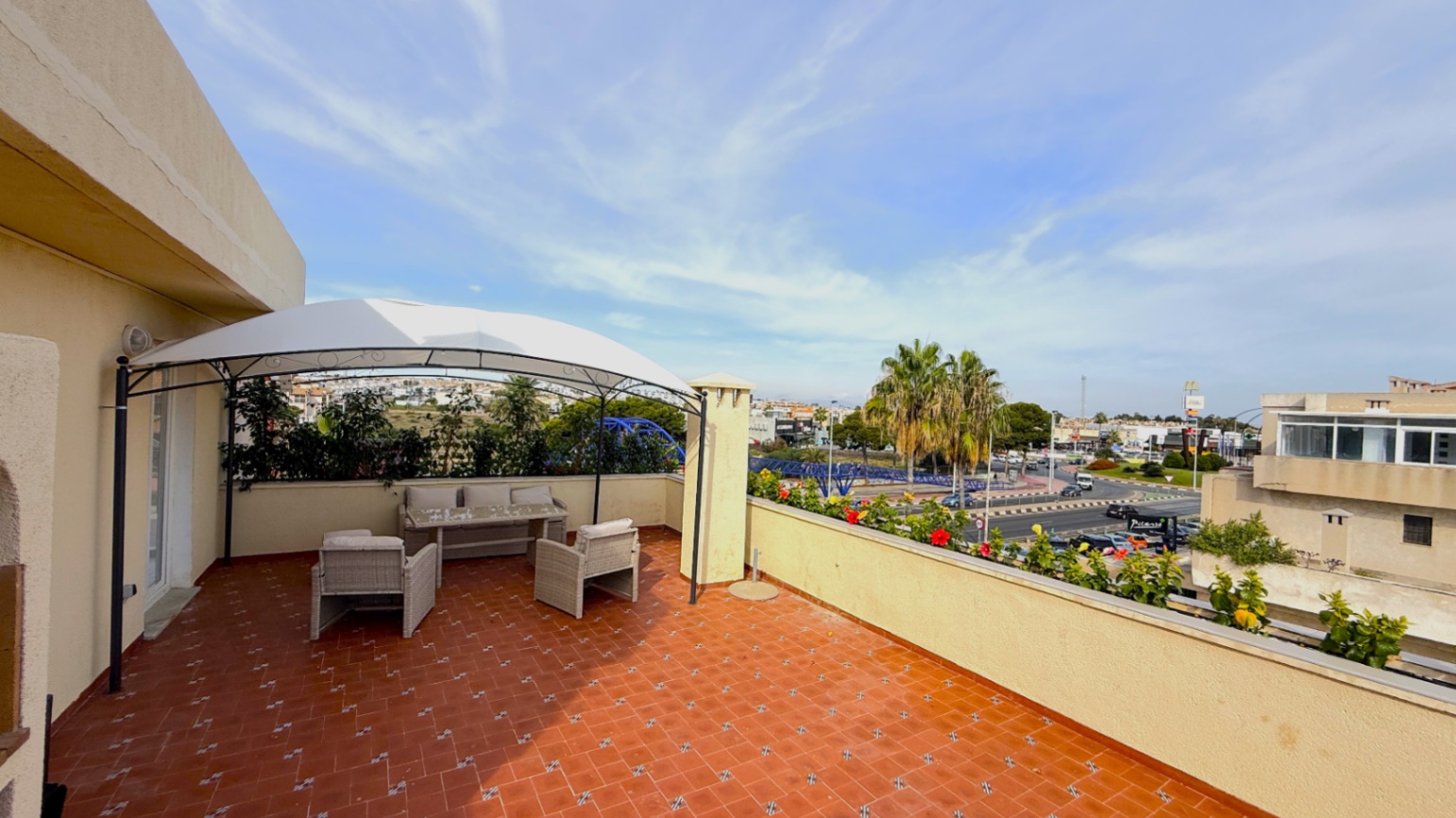 2 Bed, 2 Bath, ApartmentFor Sale, Torrevieja, Alicante