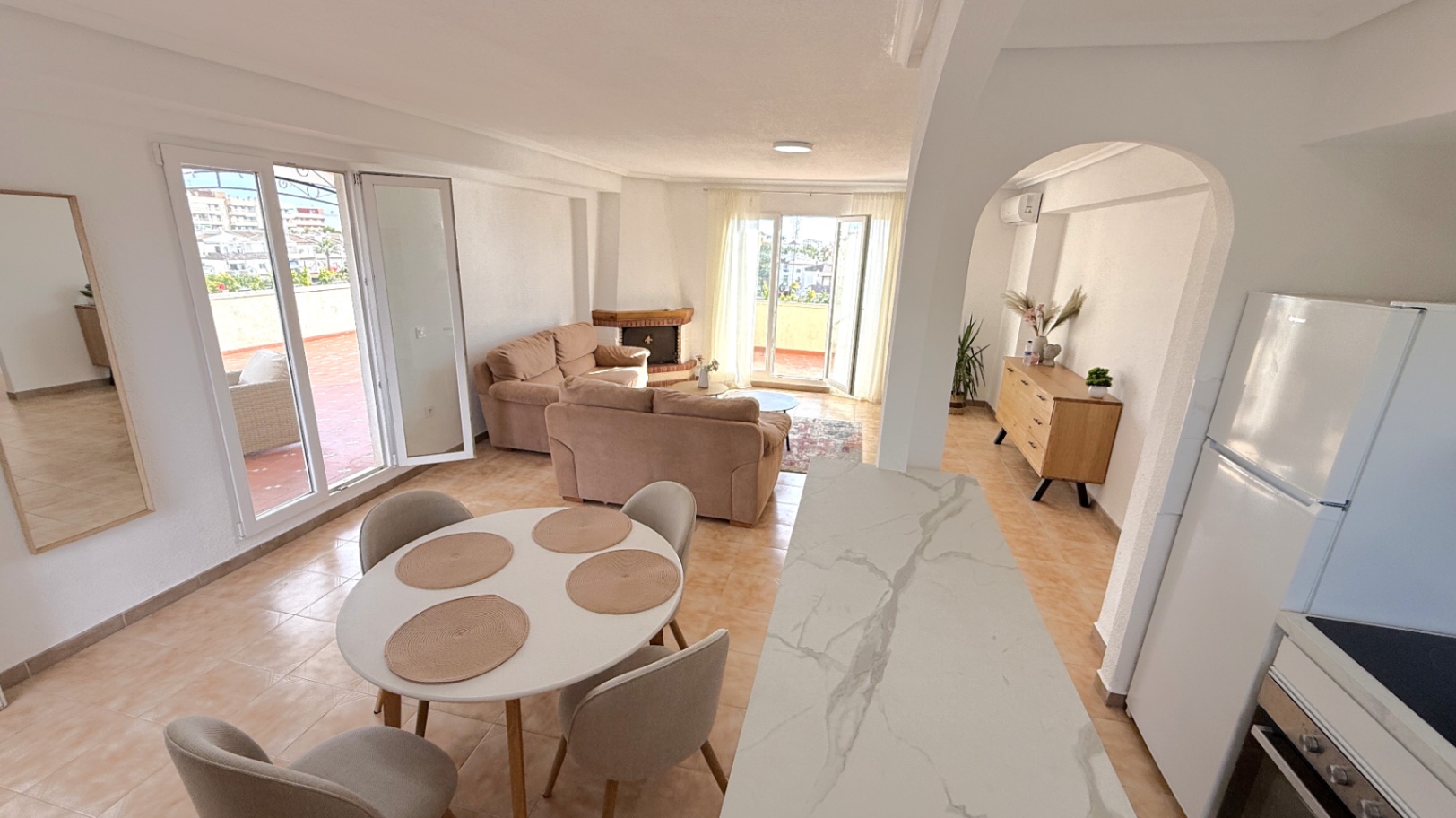 2 Bed, 2 Bath, ApartmentFor Sale, Torrevieja, Alicante