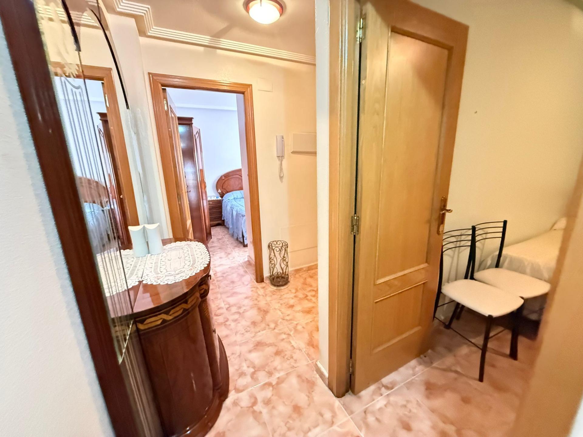 2 Bed, 1 Bath, ApartmentFor Sale, Torrevieja, Alicante