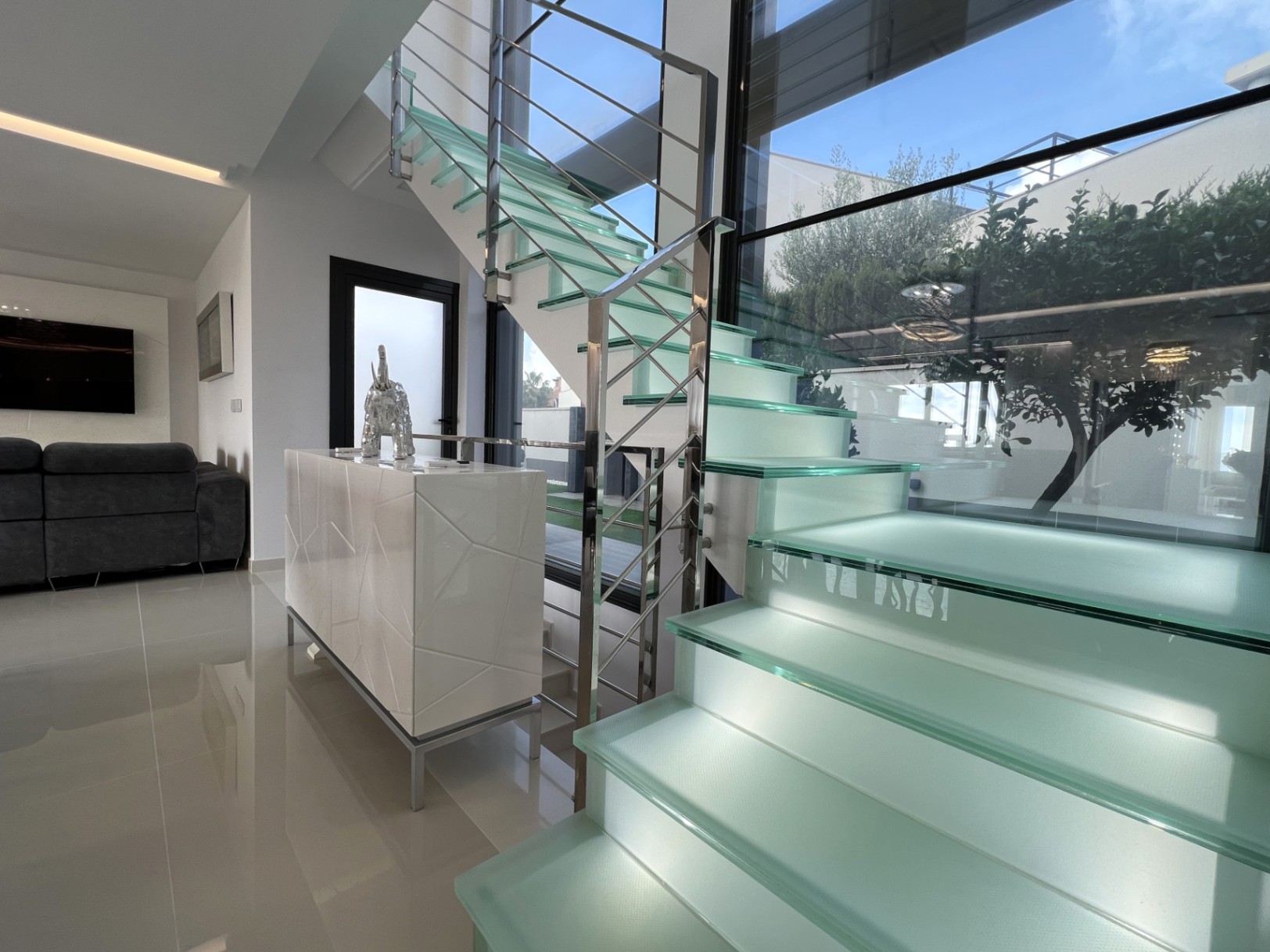 5 Bed, 3 Bath, HouseFor Sale, San Miguel de Salinas, Alicante