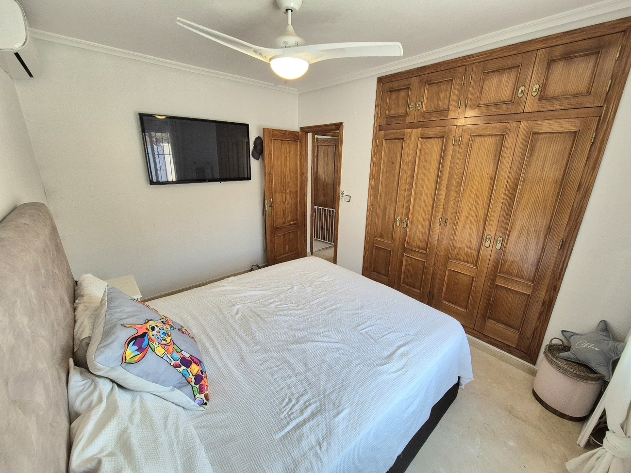 5 Bed, 3 Bath, HouseFor Sale, San Miguel de Salinas, Alicante