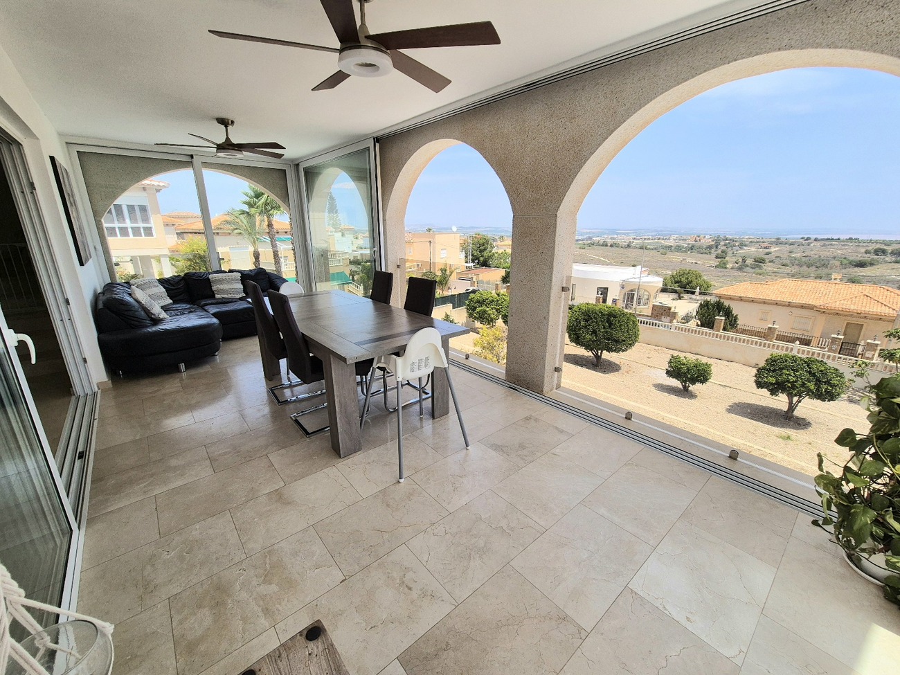 5 Bed, 3 Bath, HouseFor Sale, San Miguel de Salinas, Alicante