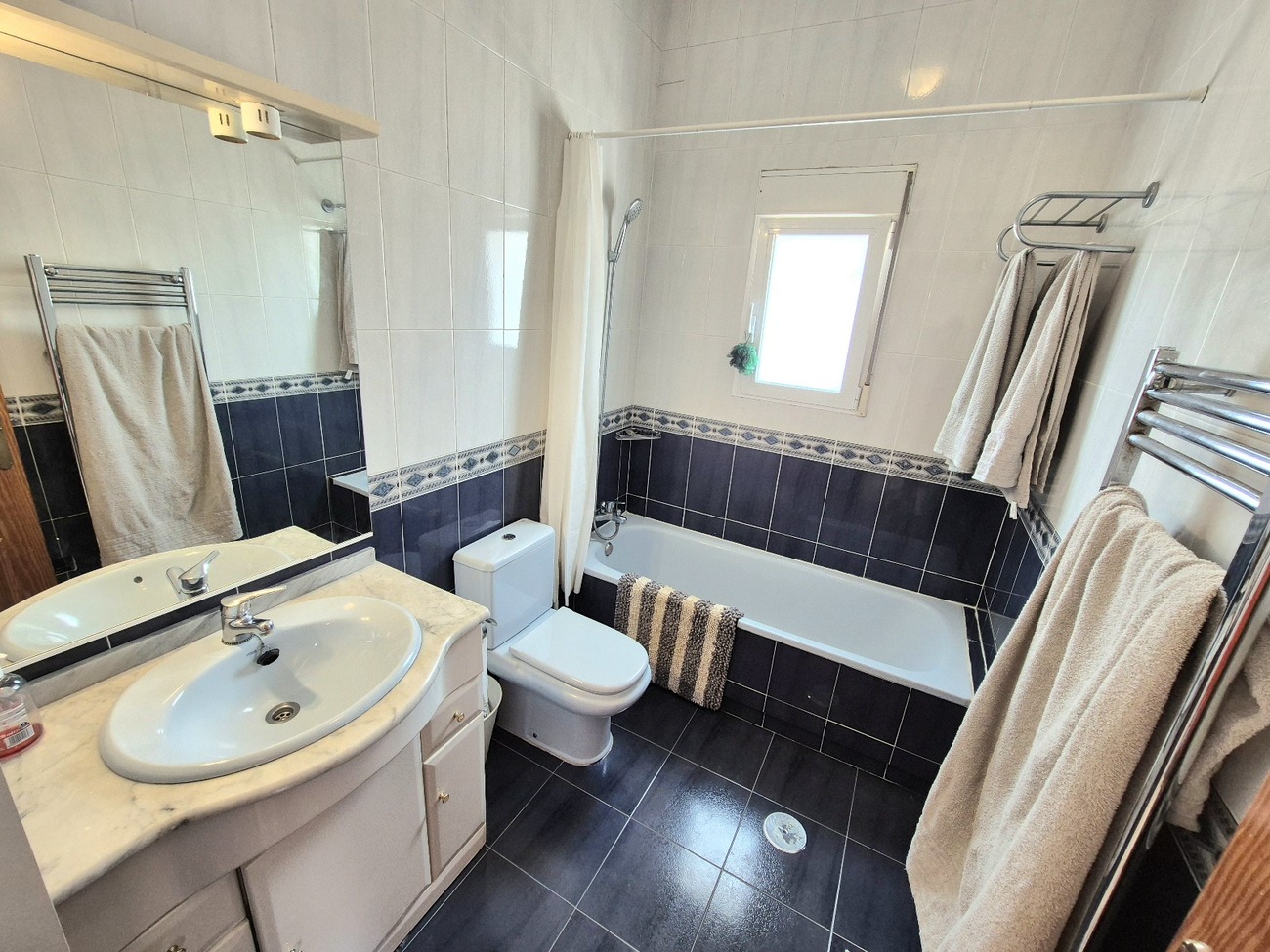 5 Bed, 3 Bath, HouseFor Sale, San Miguel de Salinas, Alicante