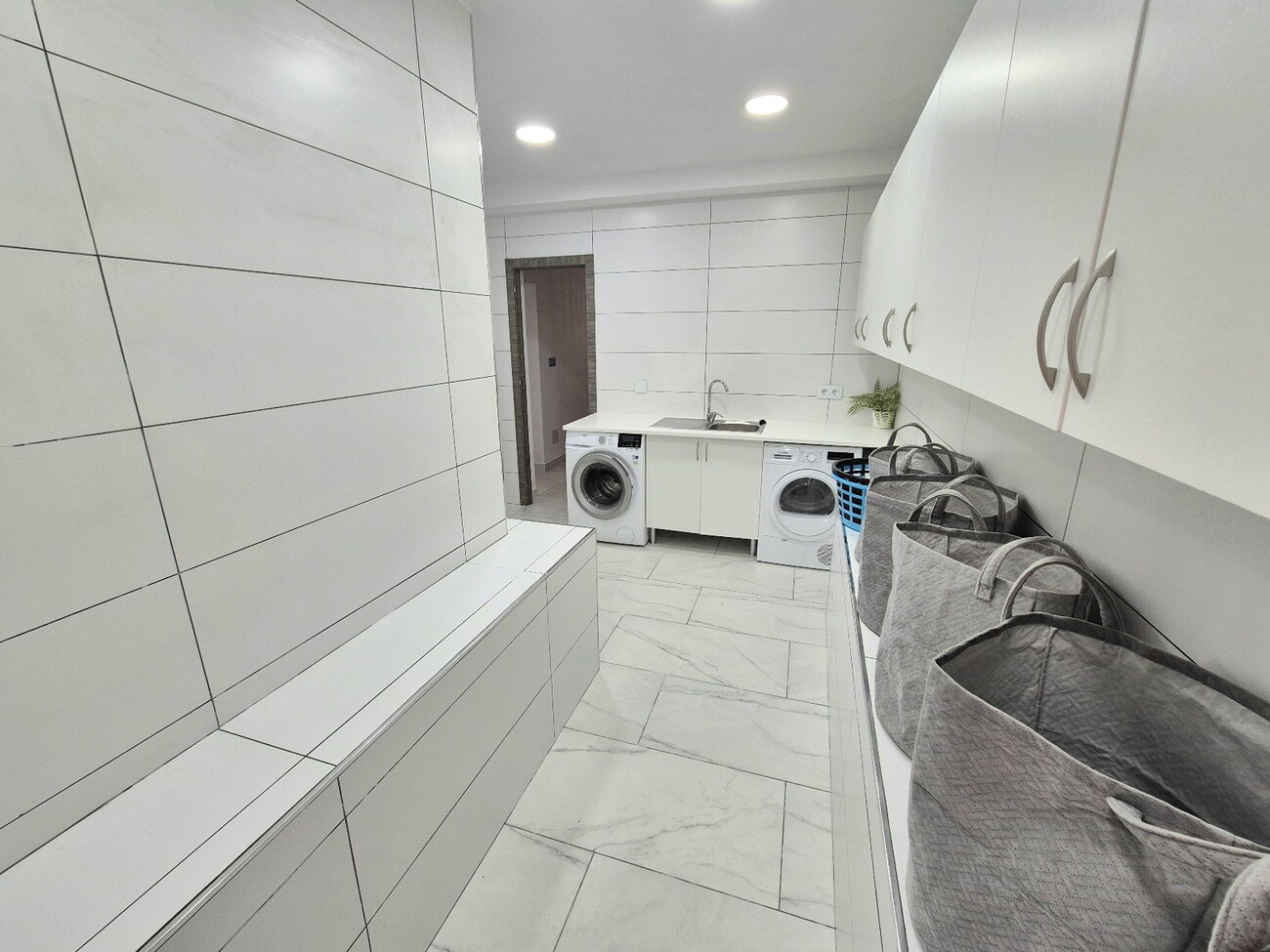 5 Bed, 3 Bath, HouseFor Sale, San Miguel de Salinas, Alicante