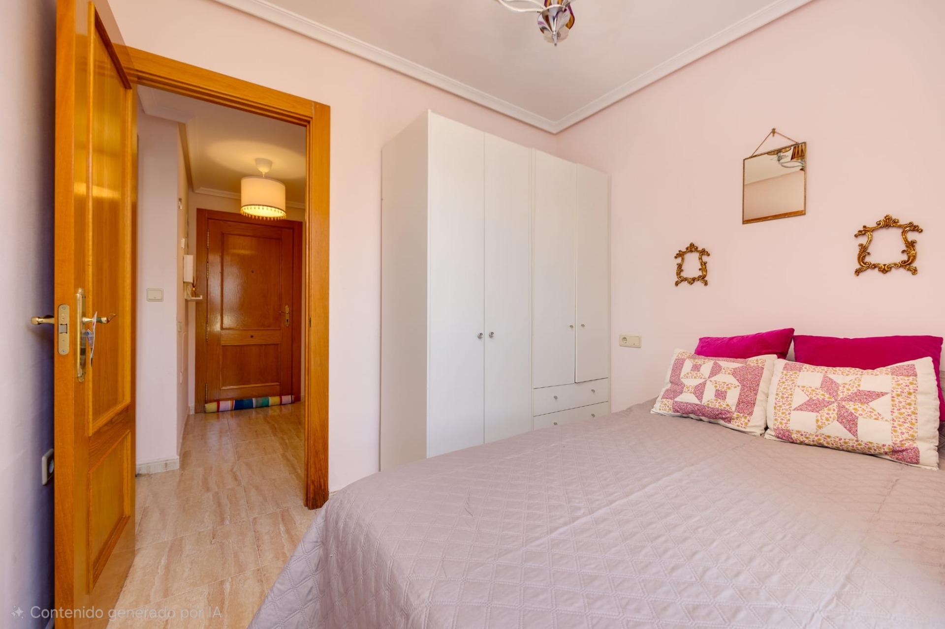 2 Bed, 1 Bath, ApartmentFor Sale, Torrevieja, Alicante