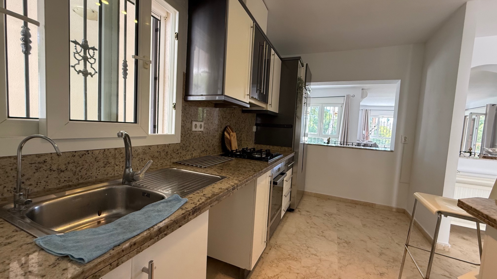 4 Bed, 2 Bath, HouseFor Sale, Orihuela, Alicante