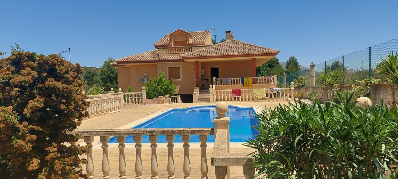5 Bed, 3 Bath, HouseFor Sale, Calasparra, Murcia
