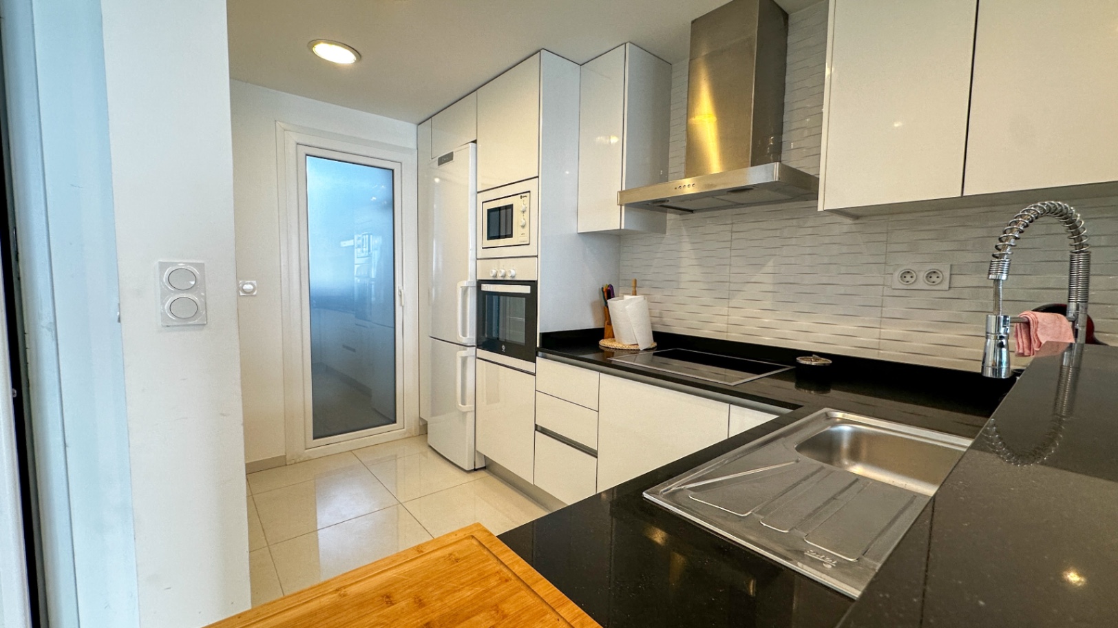 2 Bed, 2 Bath, ApartmentFor Sale, Torrevieja, Alicante