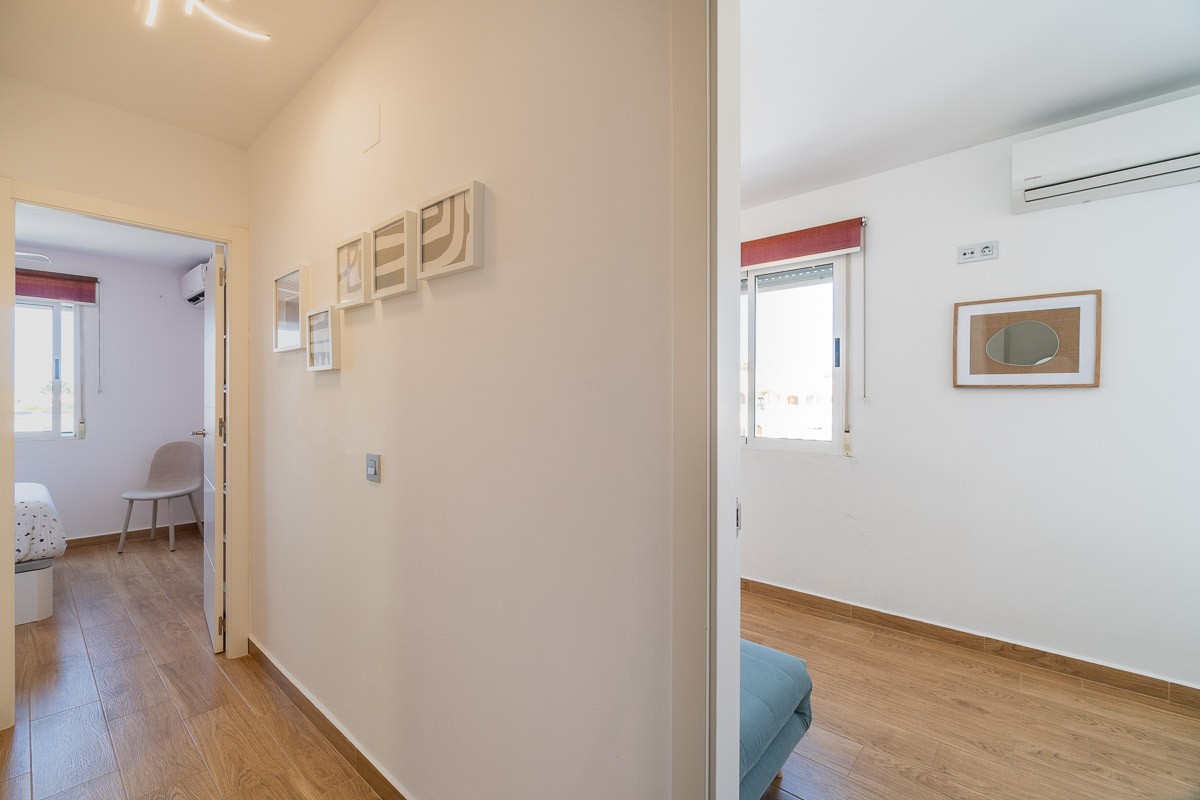 2 Bed, 2 Bath, HouseFor Sale, Torrevieja, Alicante