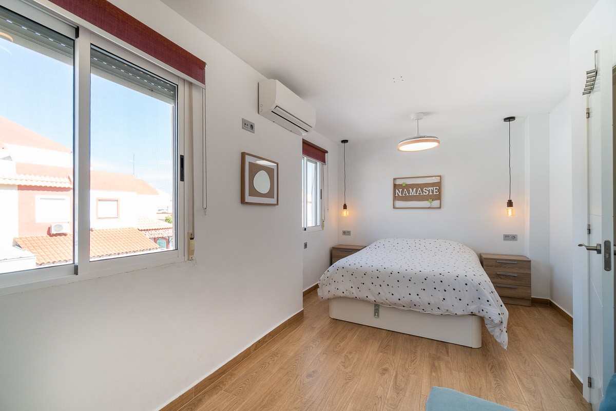 2 Bed, 2 Bath, HouseFor Sale, Torrevieja, Alicante