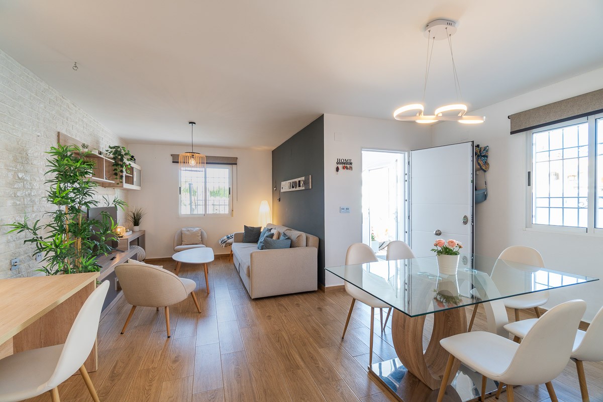 2 Bed, 2 Bath, HouseFor Sale, Torrevieja, Alicante