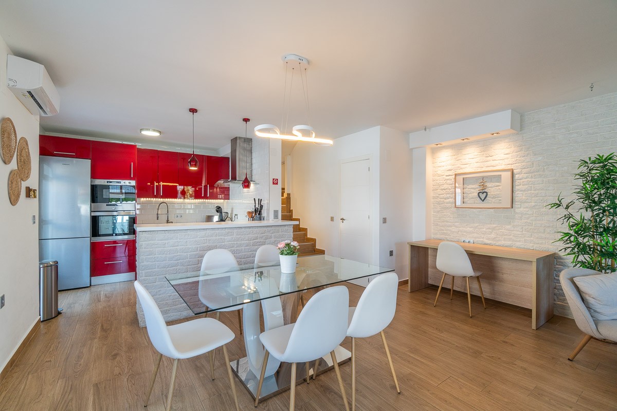 2 Bed, 2 Bath, HouseFor Sale, Torrevieja, Alicante