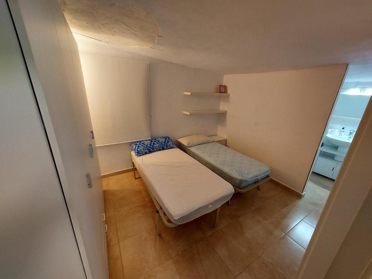 4 Bed, 2 Bath, HouseFor Sale, Calasparra, Murcia