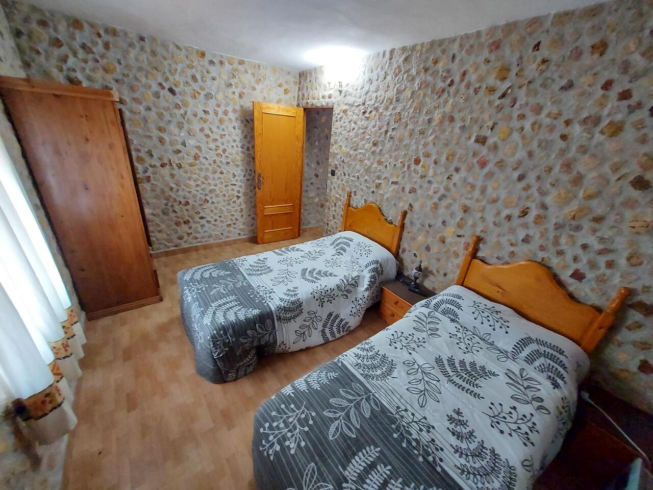 4 Bed, 2 Bath, HouseFor Sale, Calasparra, Murcia