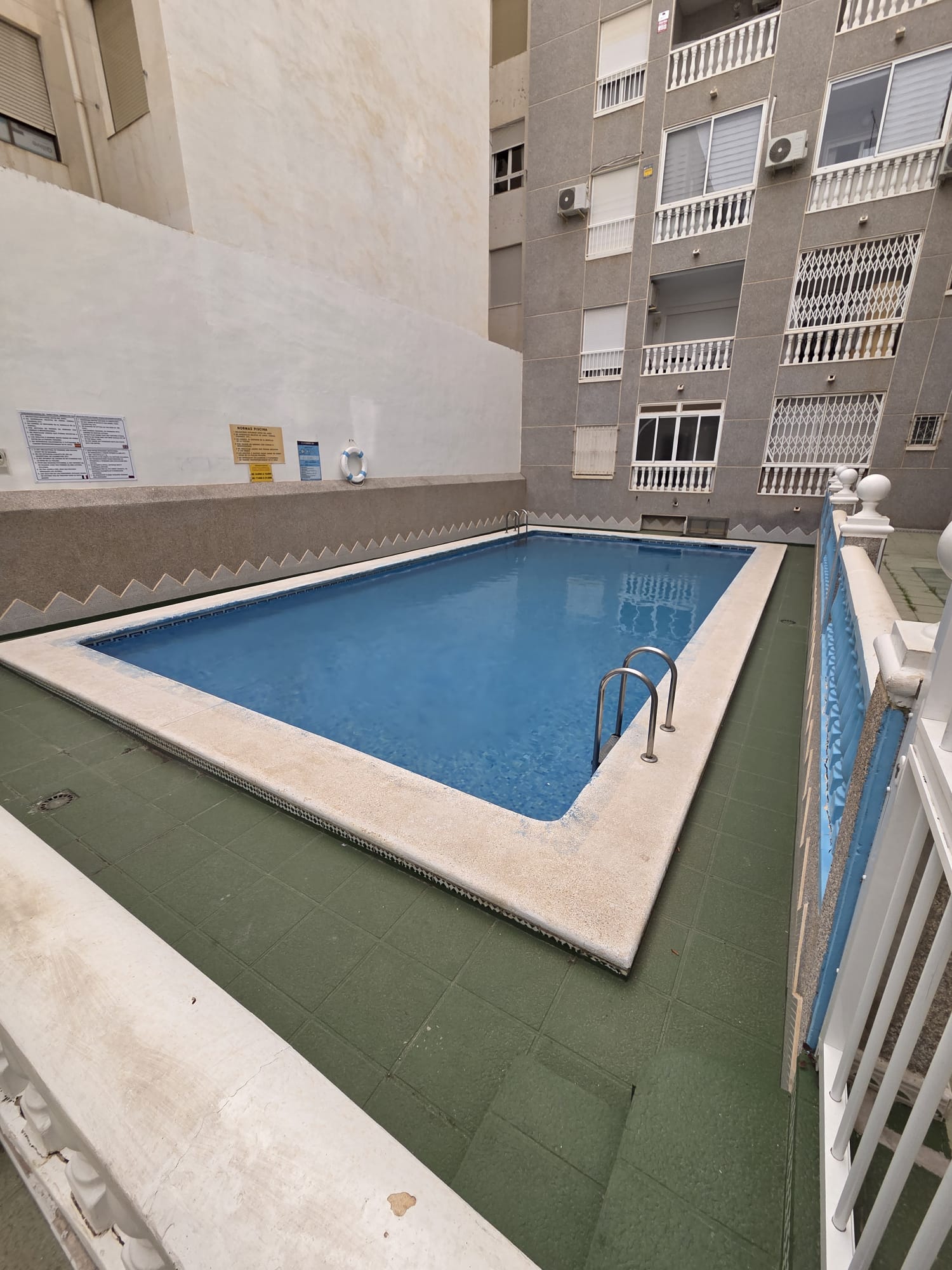 3 Bed, 1 Bath, ApartmentFor Sale, Torrevieja, Alicante
