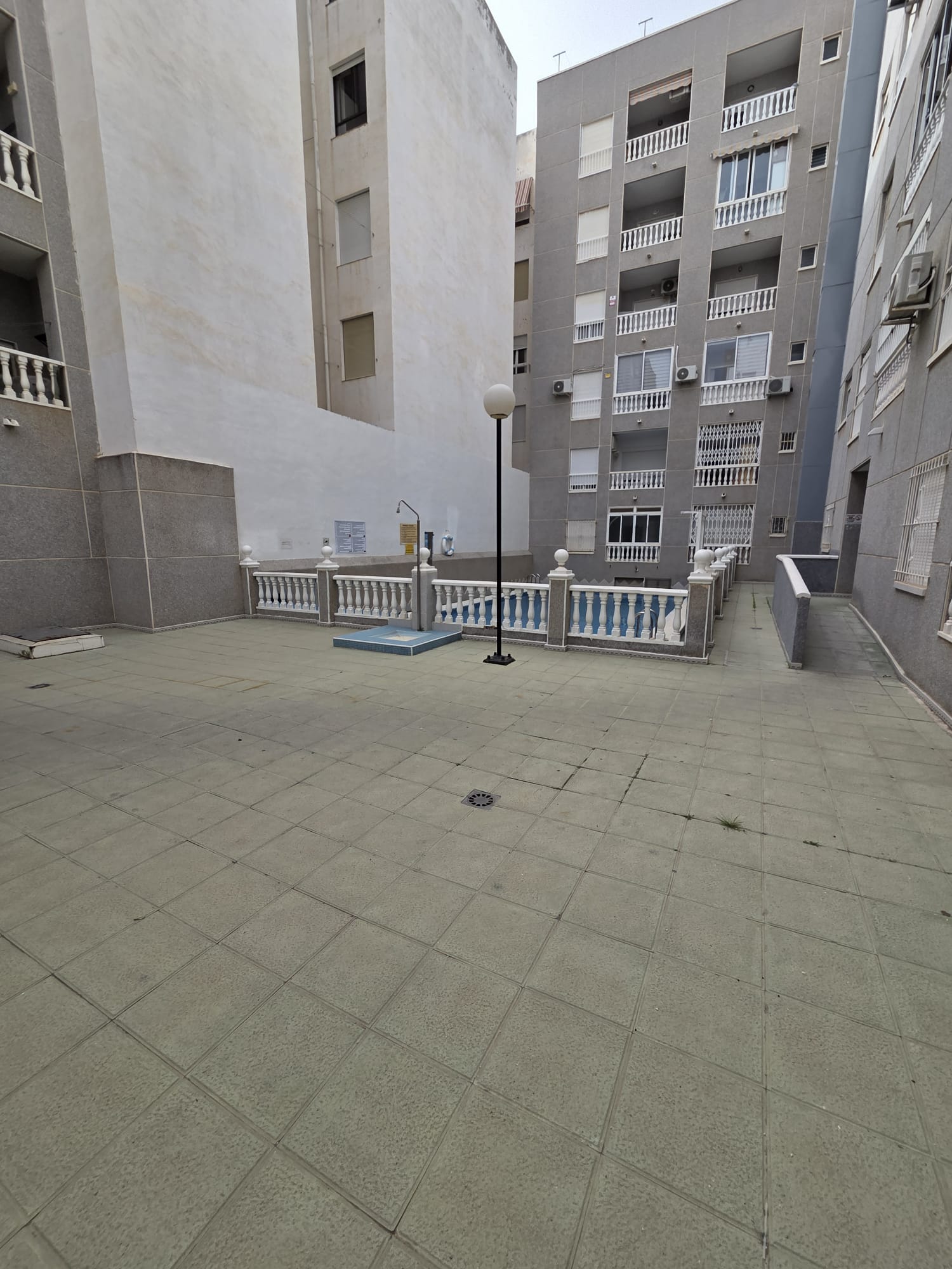 3 Bed, 1 Bath, ApartmentFor Sale, Torrevieja, Alicante