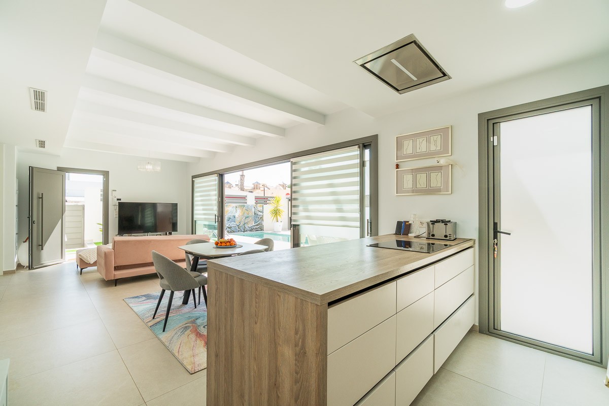 3 Bed, 2 Bath, HouseFor Sale, Orihuela Costa, Alicante