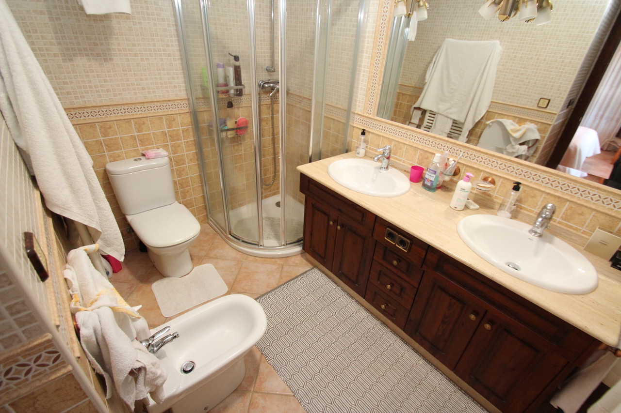 6 Bed, 3 Bath, HouseFor Sale, Murcia, Murcia