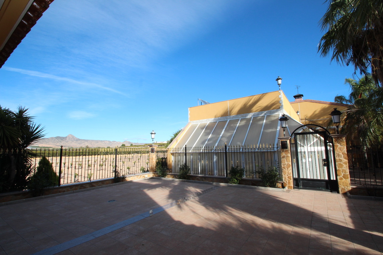 6 Bed, 3 Bath, HouseFor Sale, Murcia, Murcia