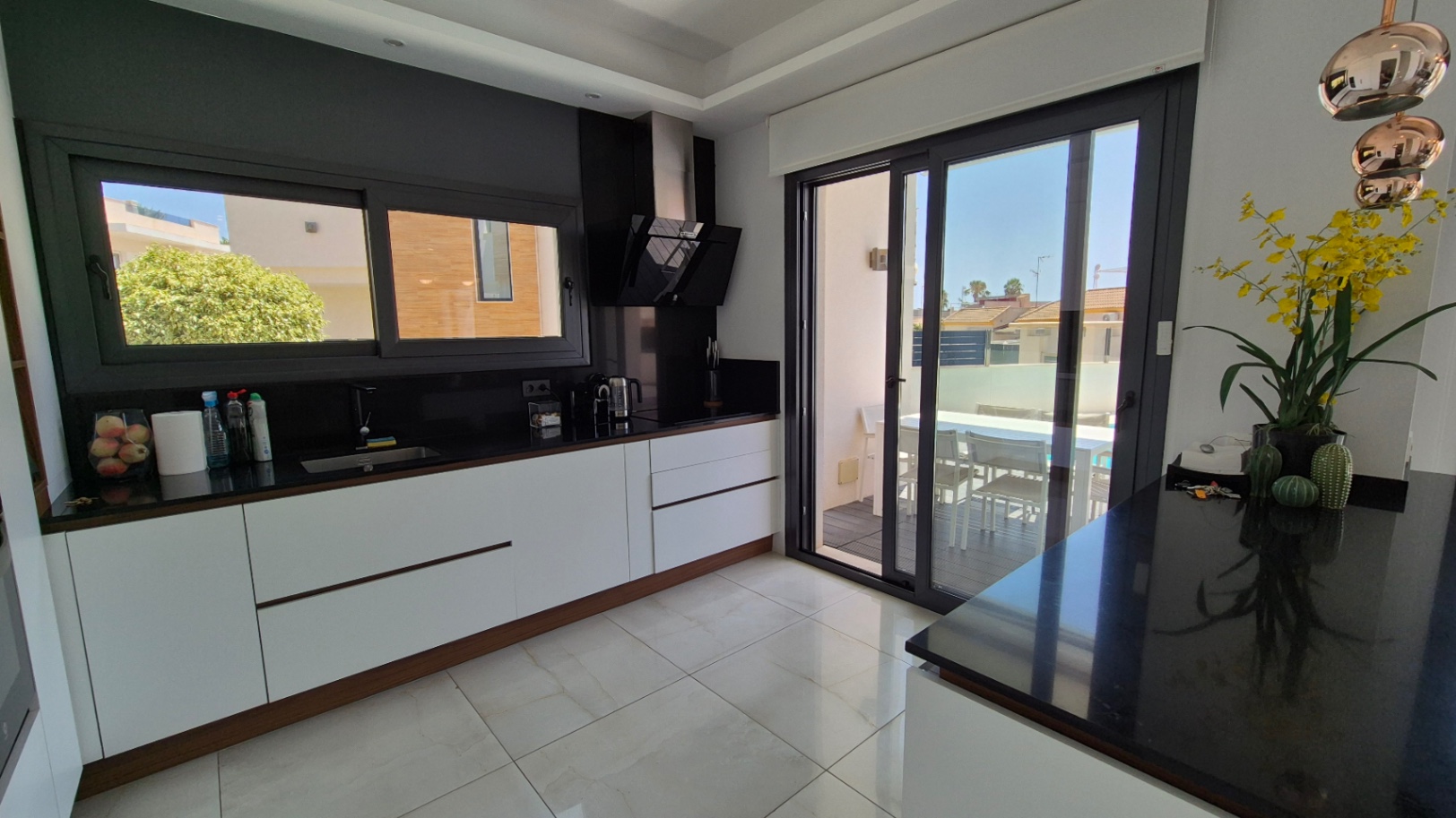 4 Bed, 4 Bath, HouseFor Sale, Torrevieja, Alicante