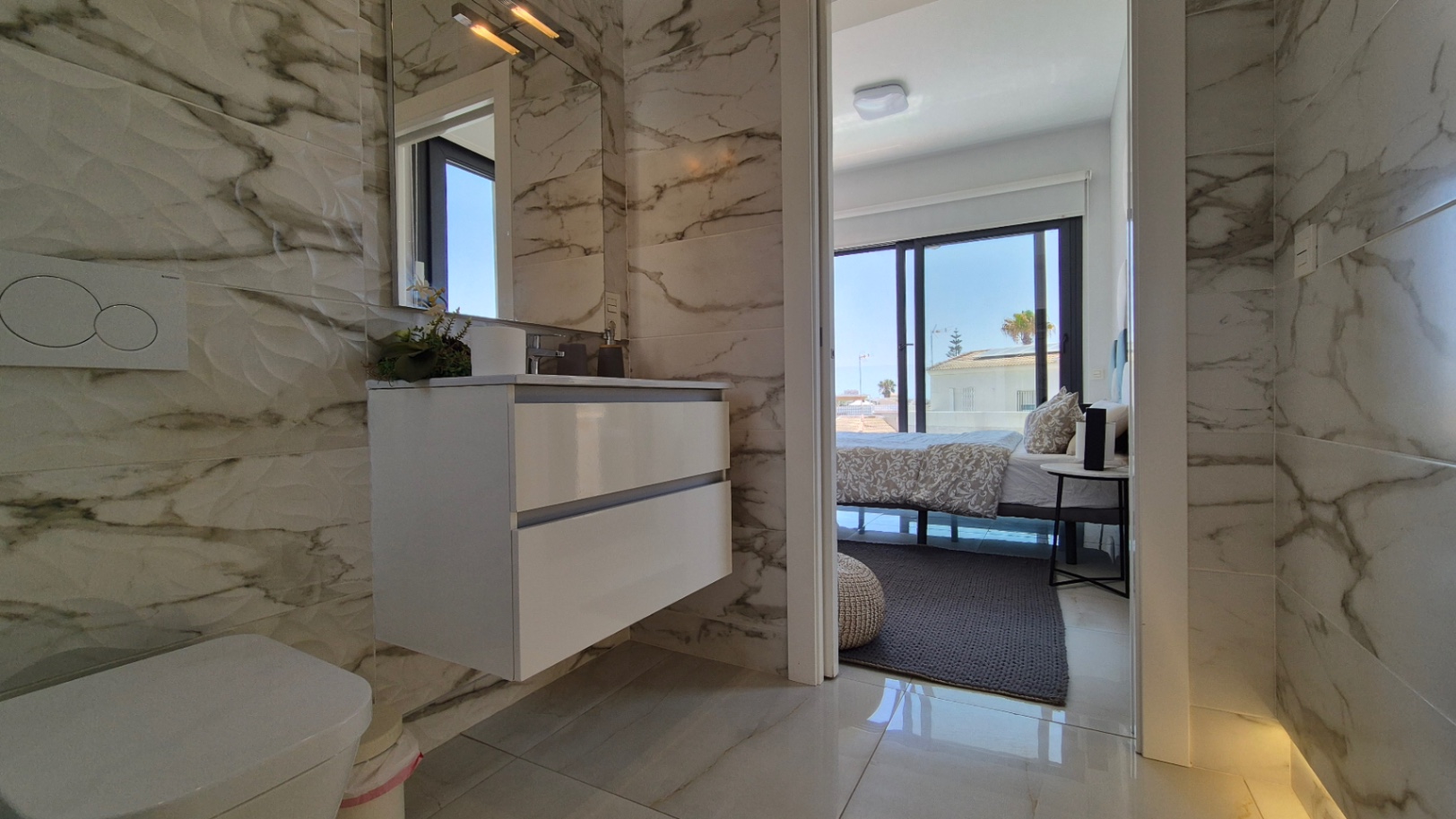 4 Bed, 4 Bath, HouseFor Sale, Torrevieja, Alicante