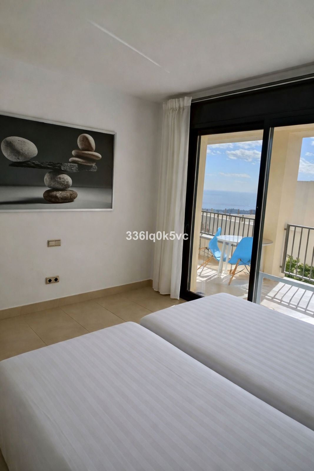 2 Bed, 2 Bath, ApartmentFor Sale, Altos de los Monteros, Malaga