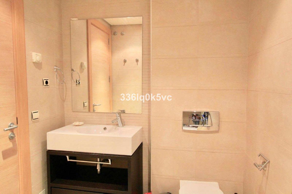 2 Bed, 2 Bath, ApartmentFor Sale, Altos de los Monteros, Malaga