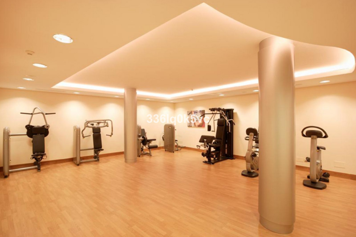 2 Bed, 2 Bath, ApartmentFor Sale, Altos de los Monteros, Malaga