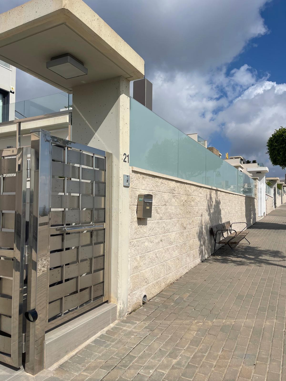 5 Bed, 4 Bath, HouseFor Sale, San Miguel de Salinas, Alicante