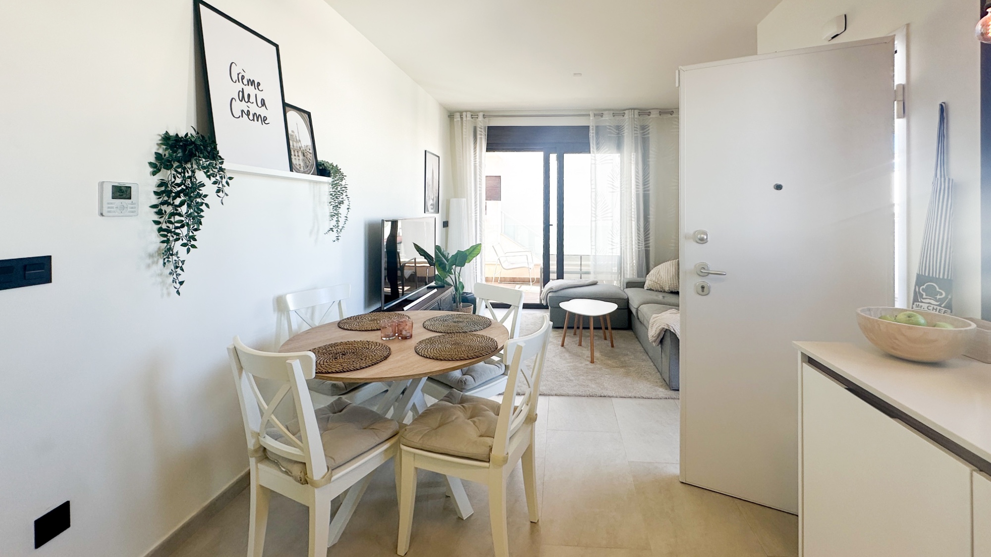 3 Bed, 2 Bath, ApartmentFor Sale, Torrevieja, Alicante