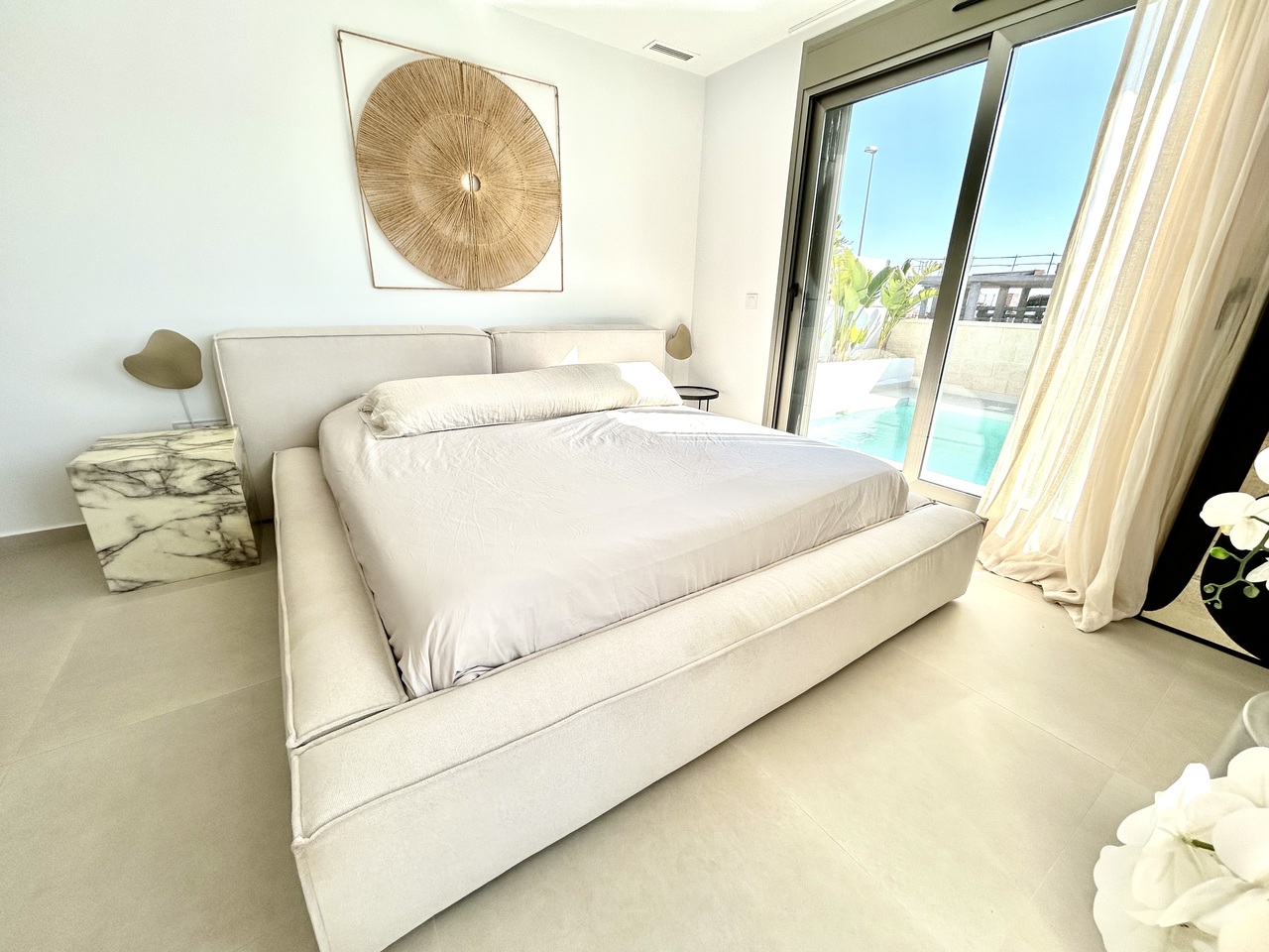 4 Bed, 3 Bath, HouseFor Sale, San Miguel de Salinas, Alicante