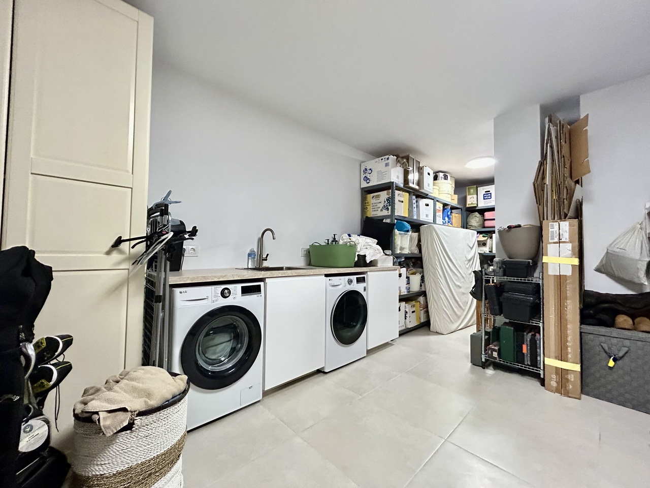 4 Bed, 3 Bath, HouseFor Sale, San Miguel de Salinas, Alicante