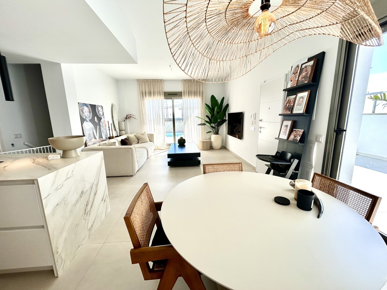 4 Bed, 3 Bath, HouseFor Sale, San Miguel de Salinas, Alicante