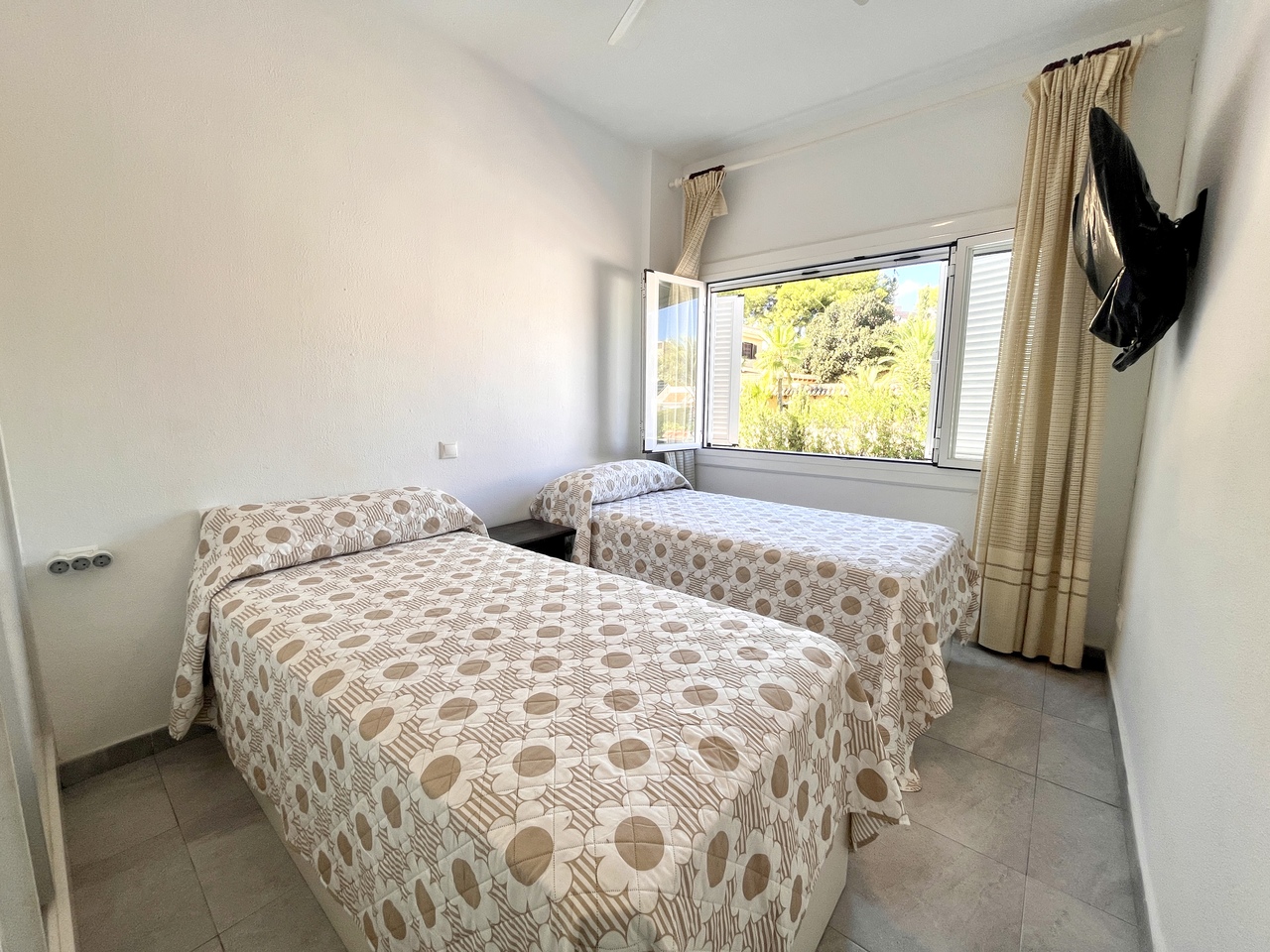 1 Bed, 1 Bath, ApartmentFor Sale, La Zenia, Alicante