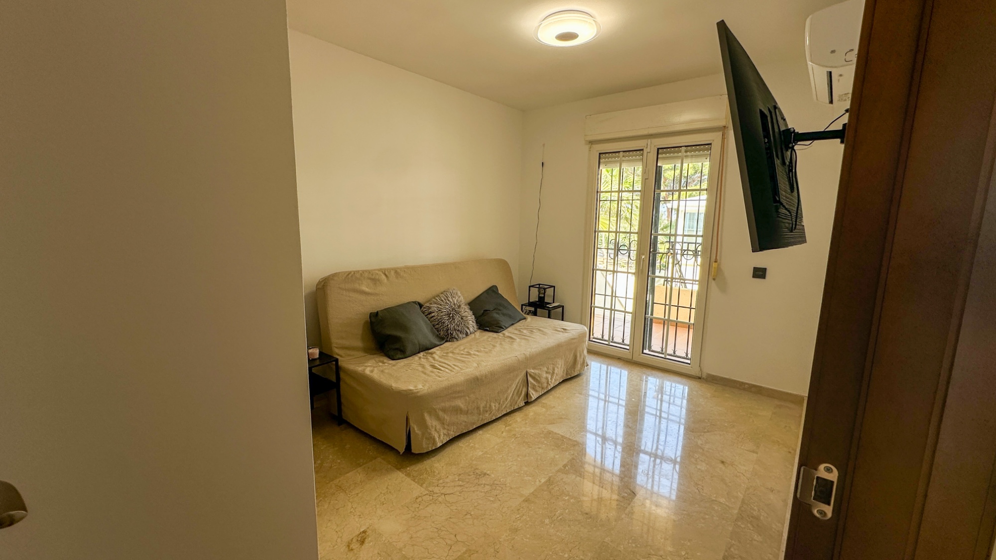 3 Bed, 2 Bath, ApartmentFor Sale, Orihuela Costa, Alicante