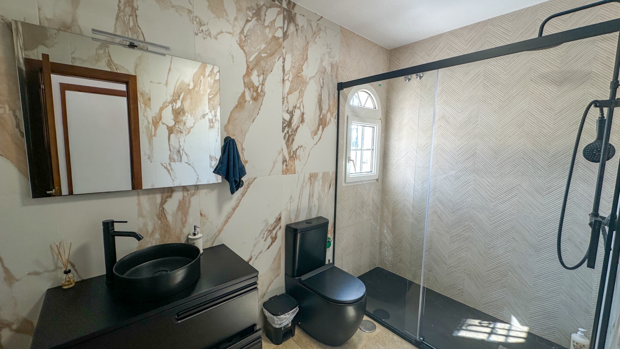 3 Bed, 2 Bath, ApartmentFor Sale, Orihuela Costa, Alicante