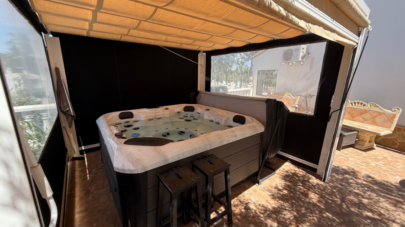 4 Bed, 2 Bath, HouseFor Sale, Orihuela, Alicante