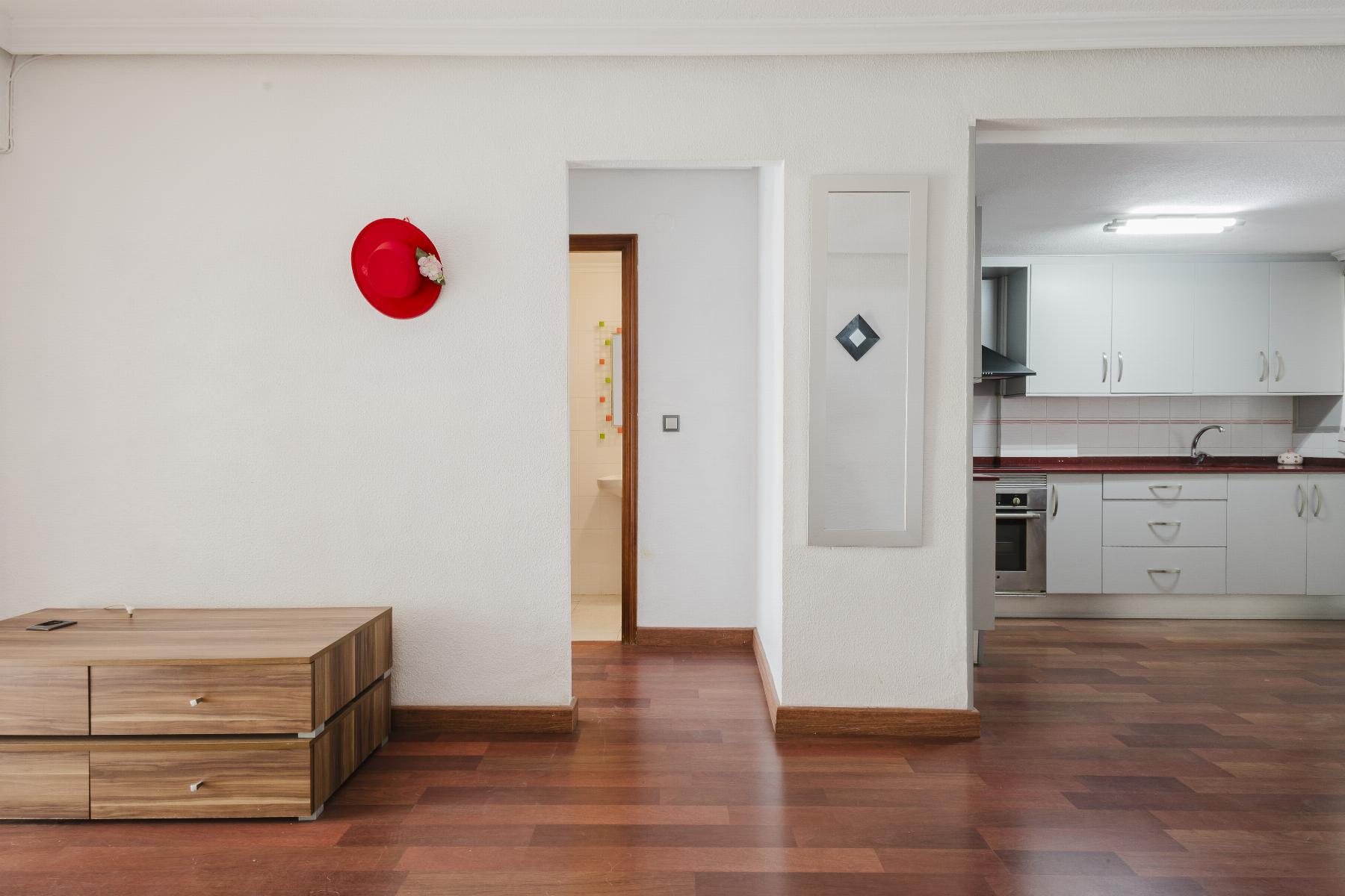 3 Bed, 2 Bath, ApartmentFor Sale, Torrevieja, Alicante