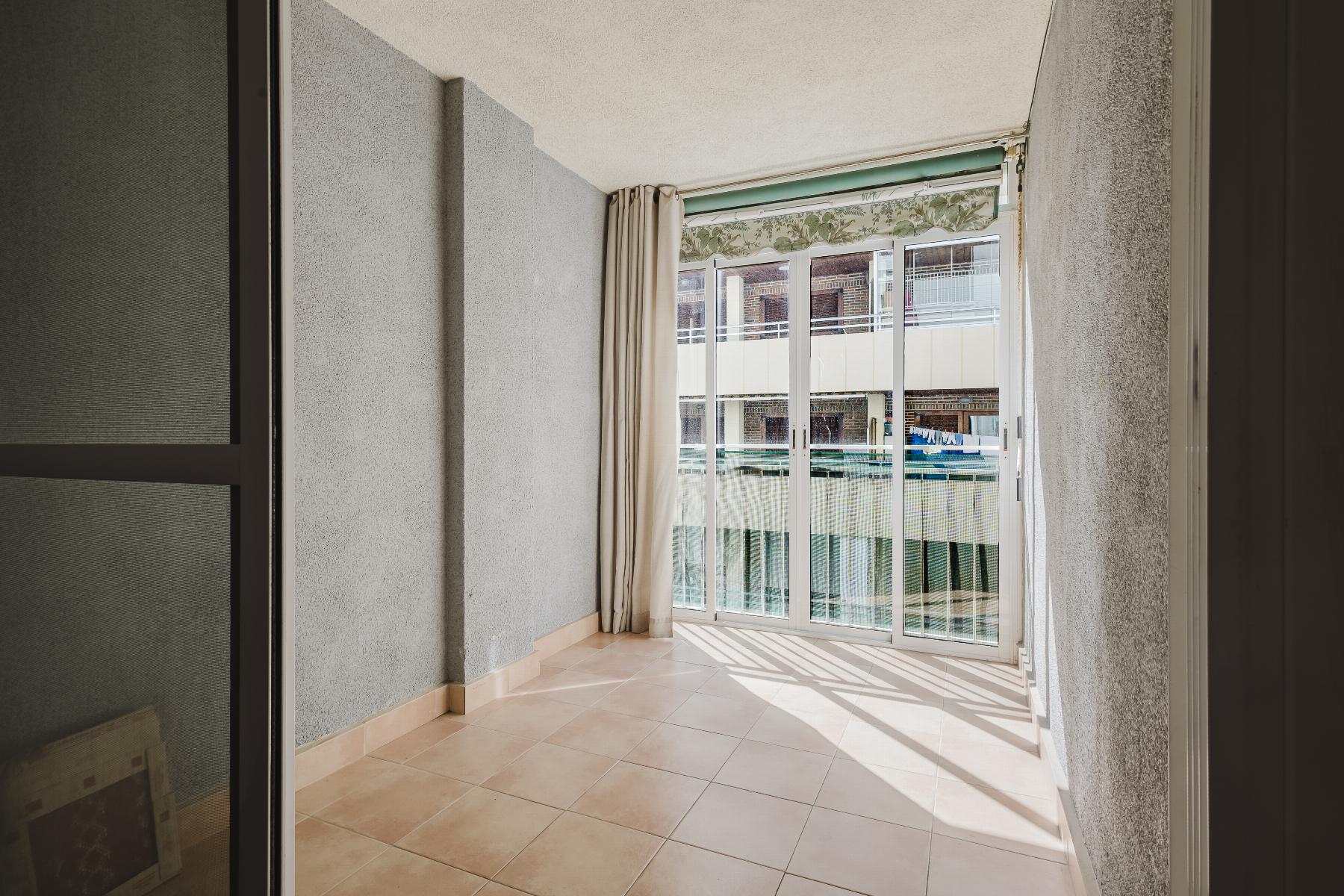 3 Bed, 2 Bath, ApartmentFor Sale, Torrevieja, Alicante