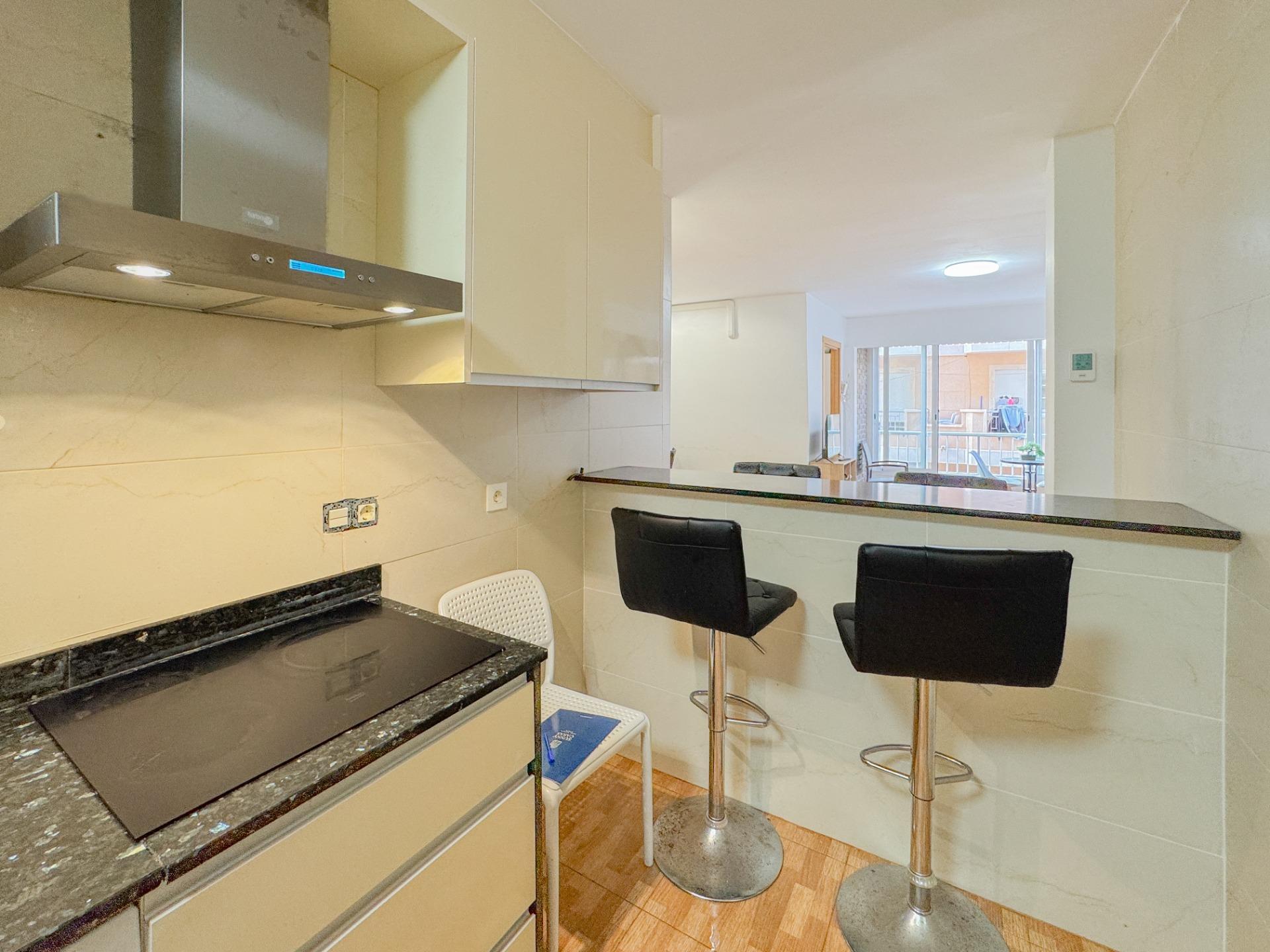 3 Bed, 1 Bath, ApartmentFor Sale, Torrevieja, Alicante