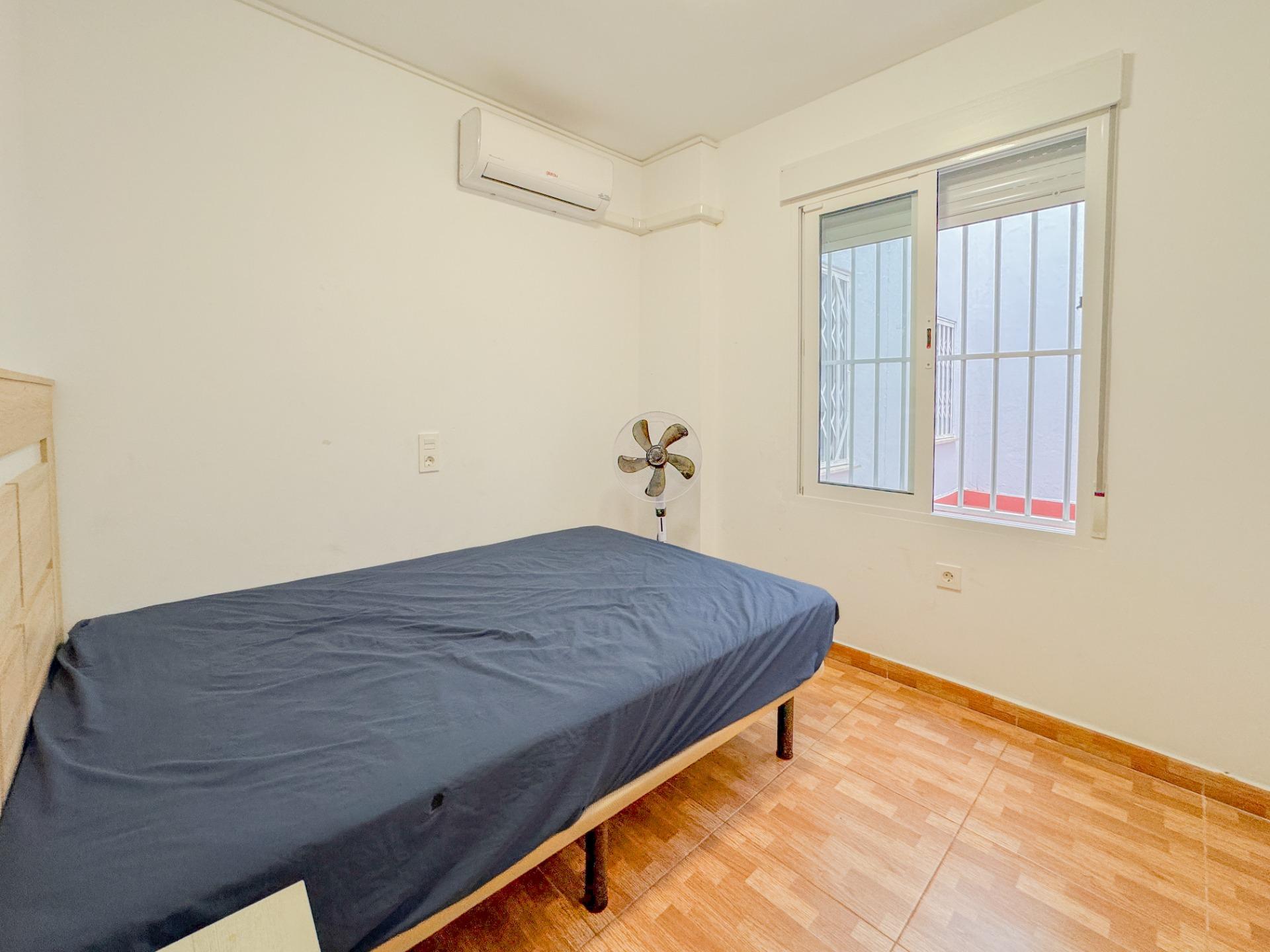 3 Bed, 1 Bath, ApartmentFor Sale, Torrevieja, Alicante